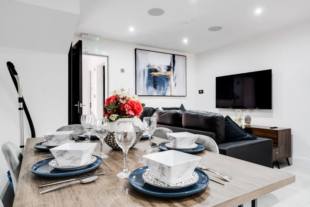 1 bedroom house share for rent