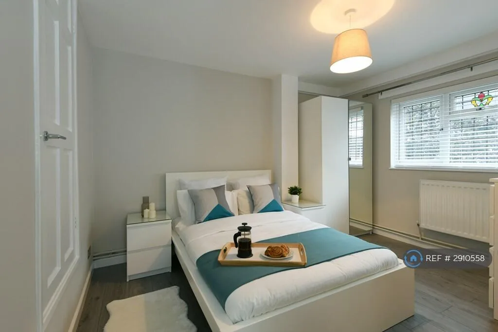 3 bedroom flat for rent