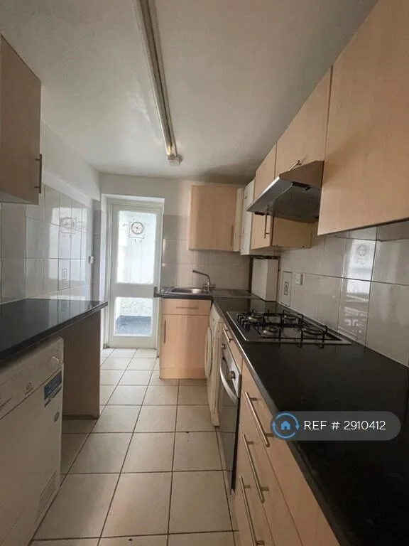 1 bedroom flat share for rent