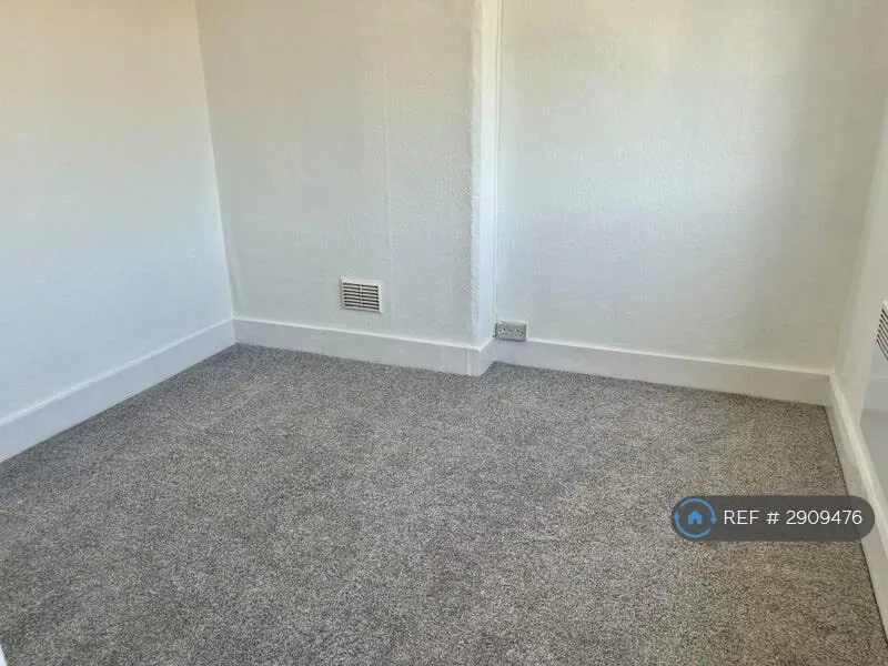 1 bedroom flat share for rent