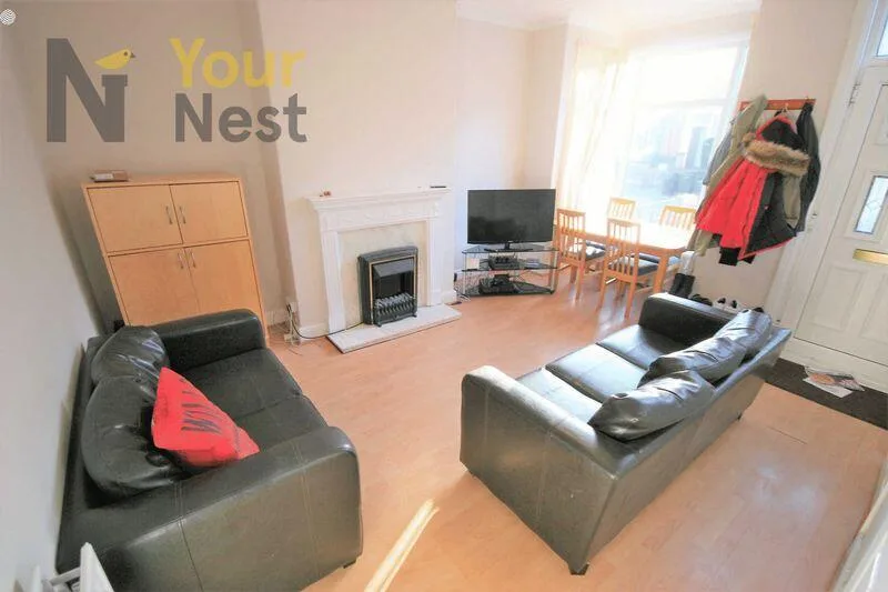 4 bedroom terraced house for rent