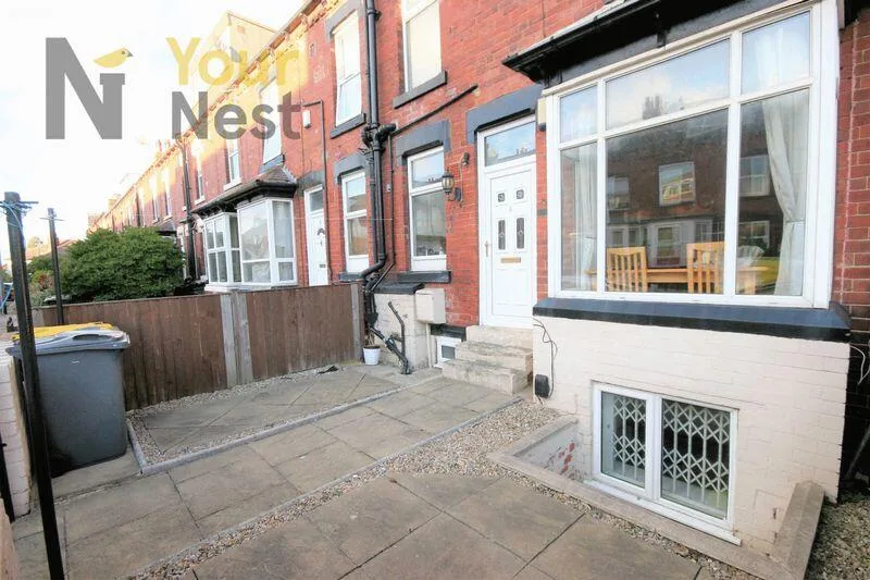 4 bedroom terraced house for rent