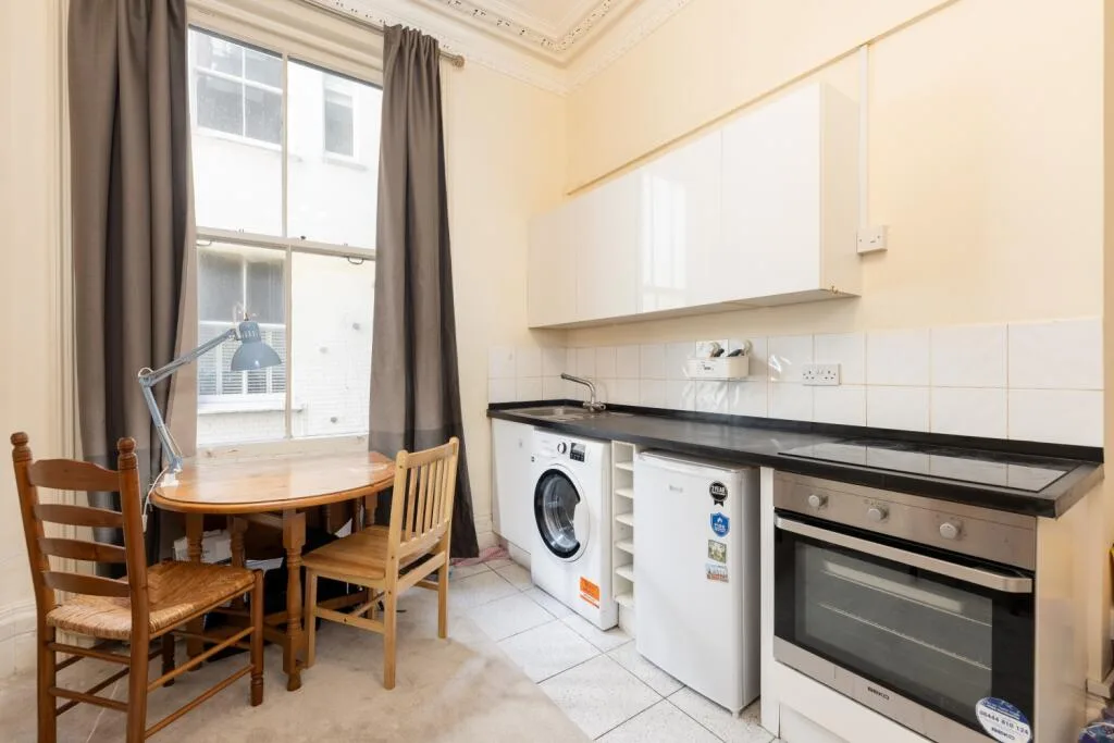 Studio flat for rent