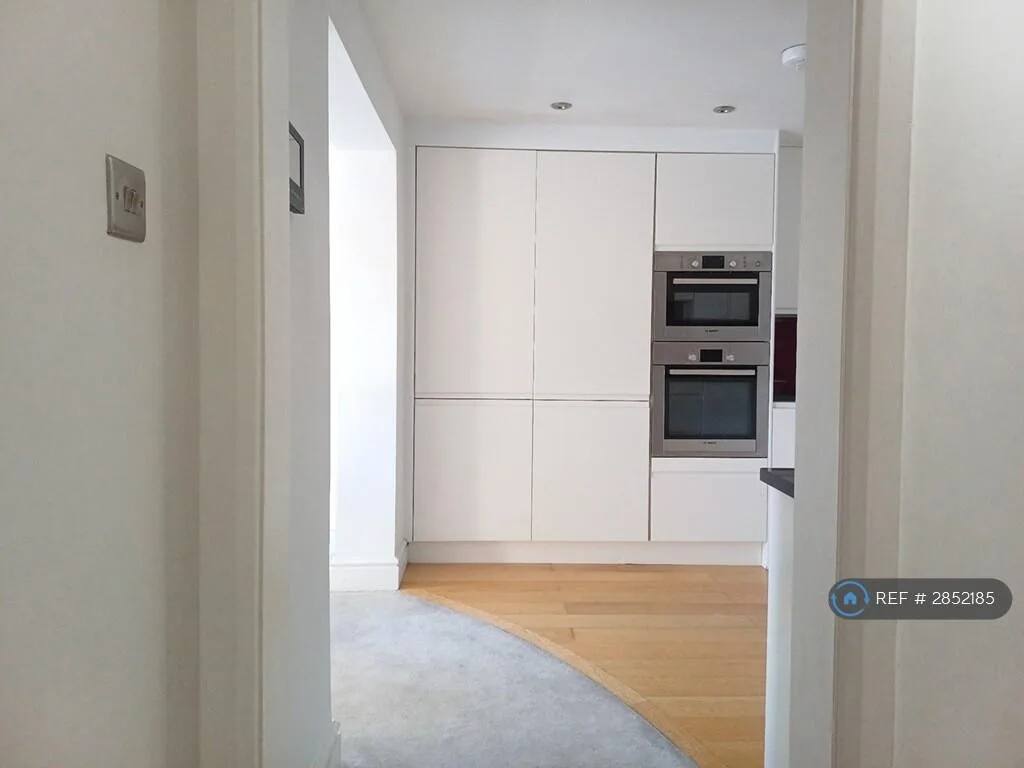 2 bedroom penthouse for rent