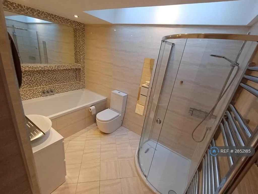 2 bedroom penthouse for rent