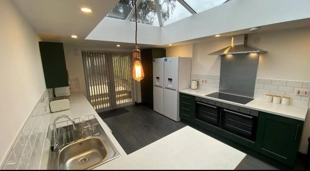 1 bedroom house share for rent