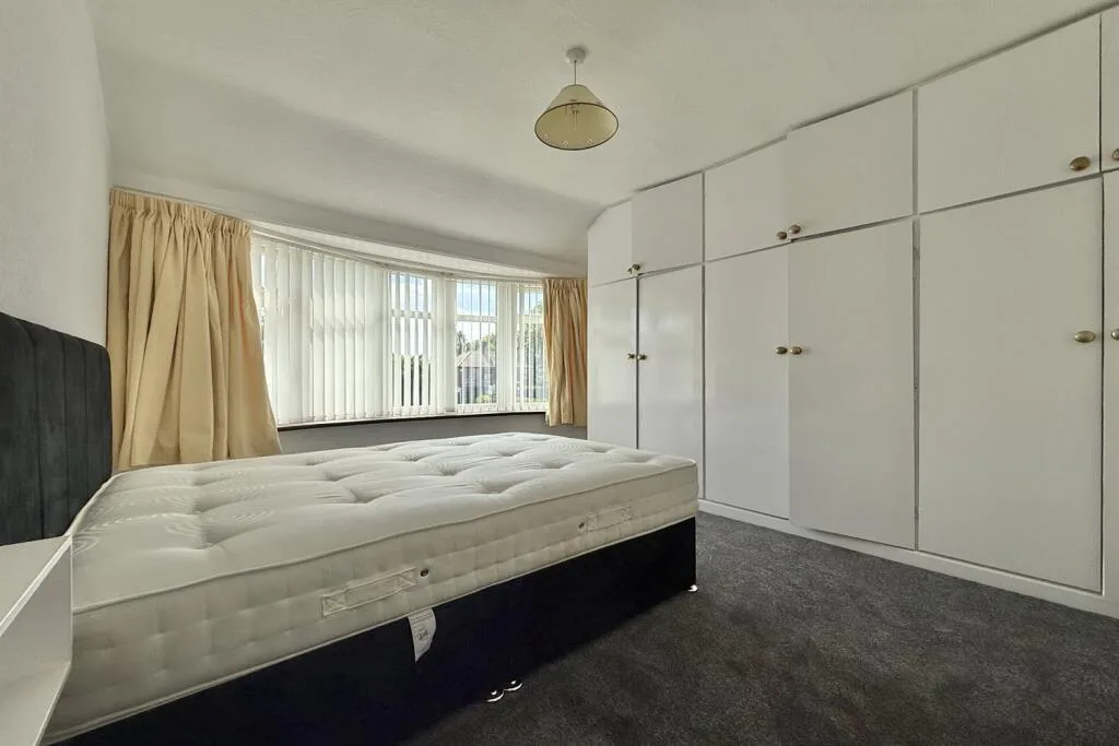 3 bedroom semi-detached house for rent