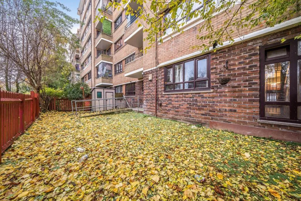 3 bedroom flat for rent
