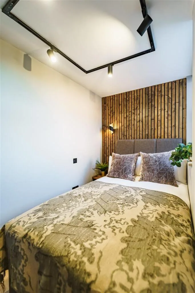 1 bedroom house share for rent