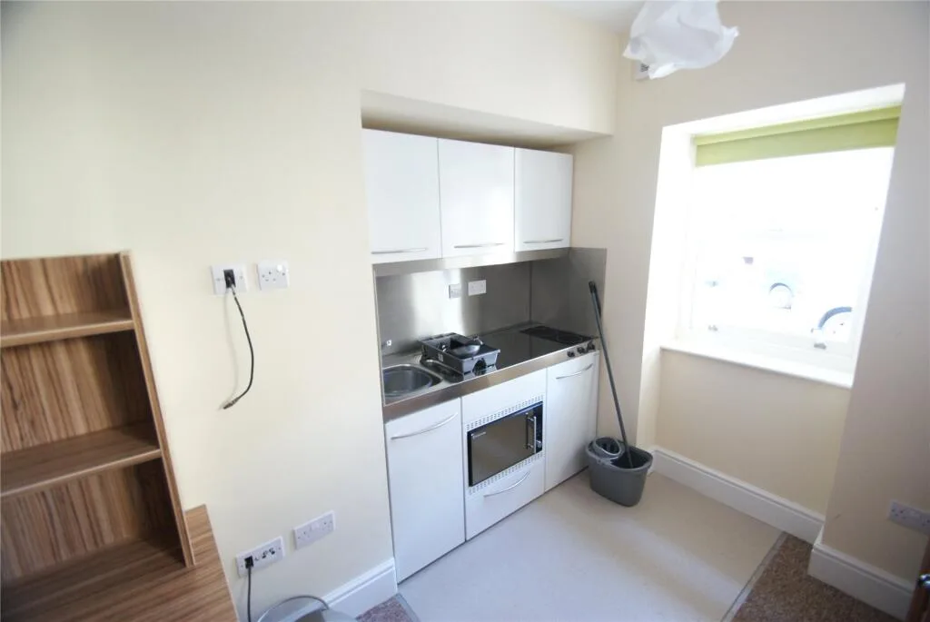 Studio flat for rent