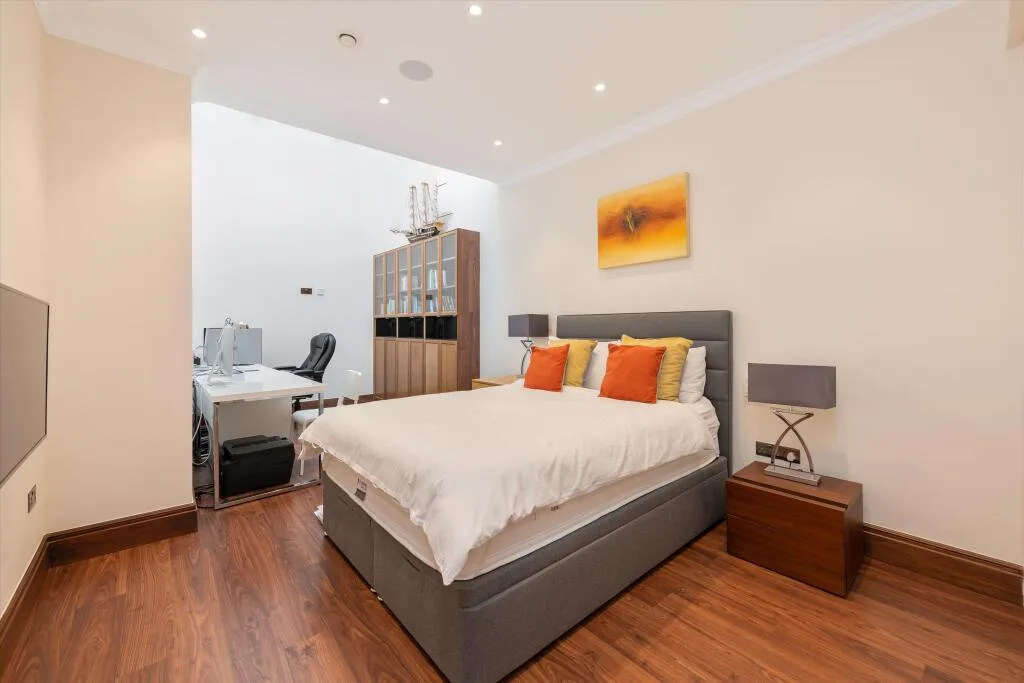 3 bedroom flat for rent
