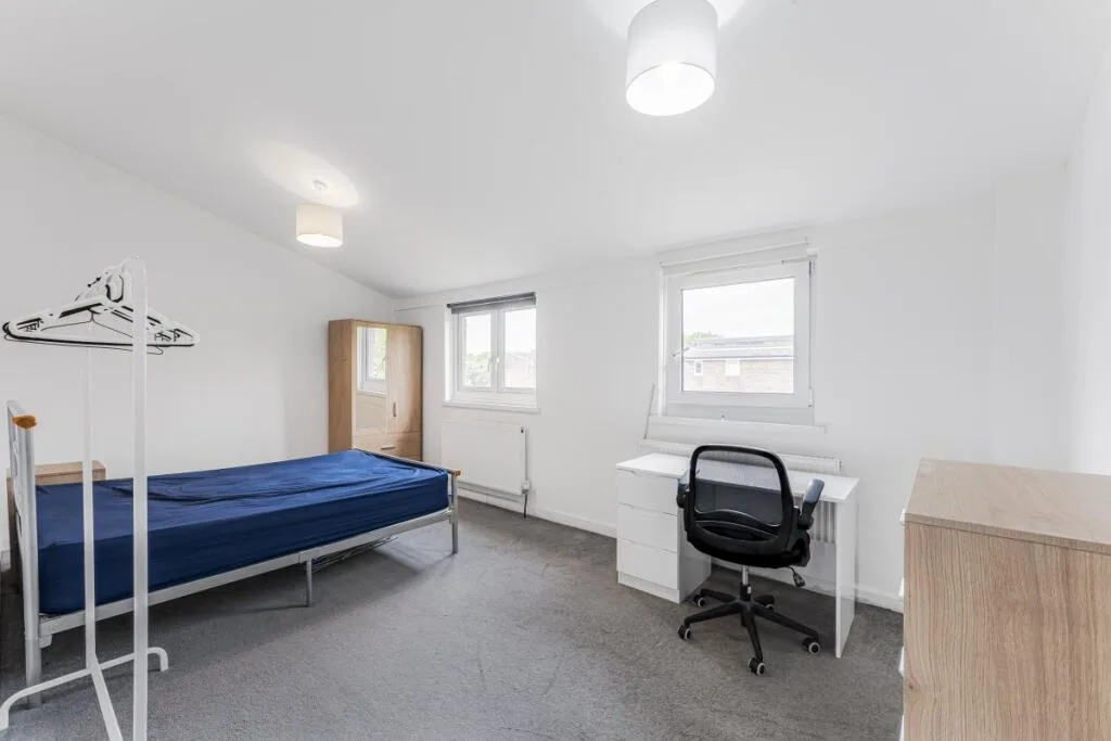 3 bedroom flat for rent