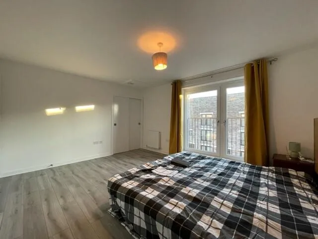 3 bedroom town house for rent