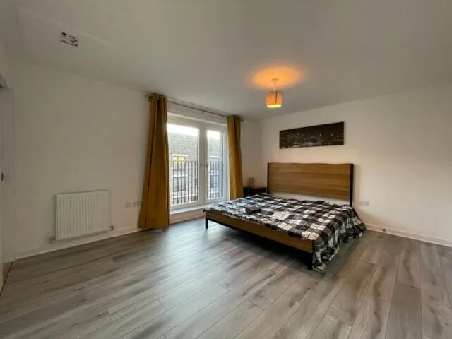 3 bedroom town house for rent
