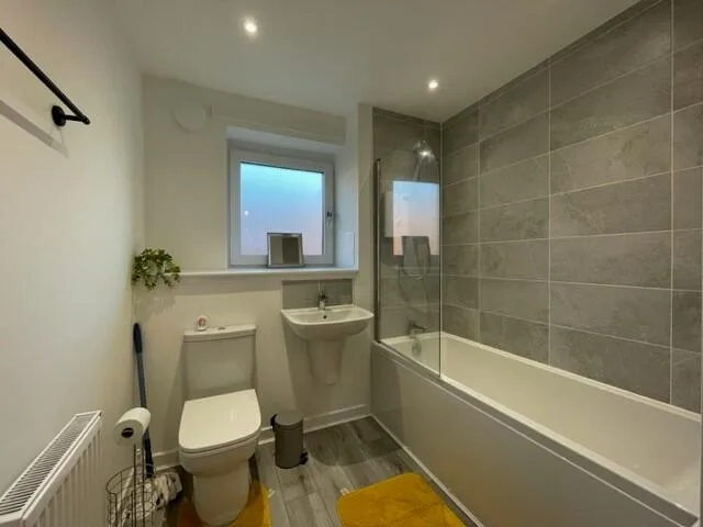 3 bedroom town house for rent
