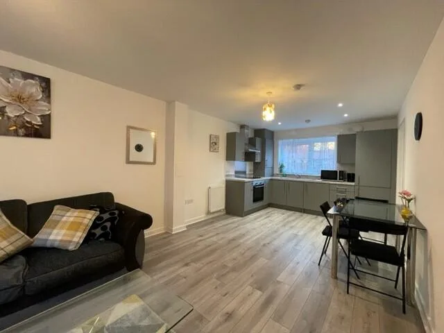 3 bedroom town house for rent
