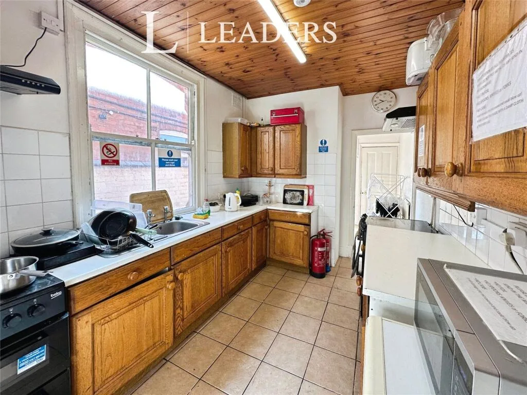 1 bedroom house for rent