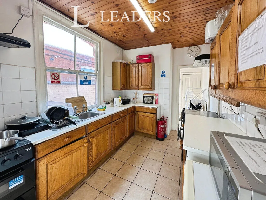 1 bedroom house for rent