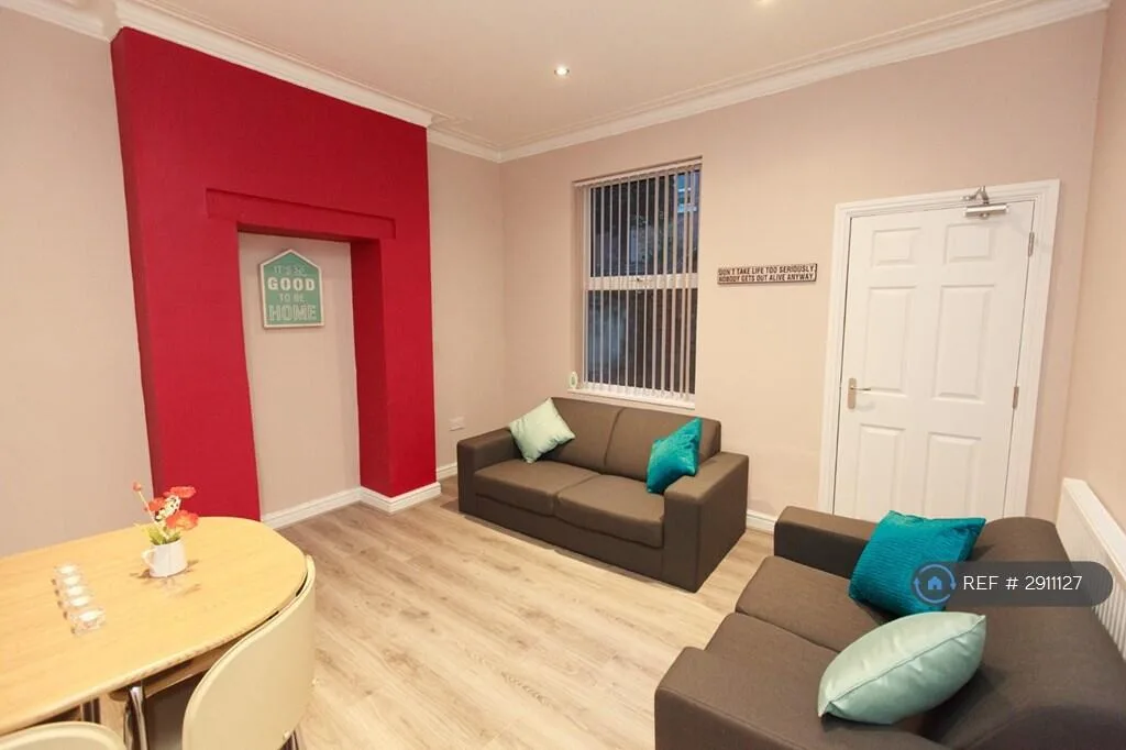 1 bedroom house share for rent
