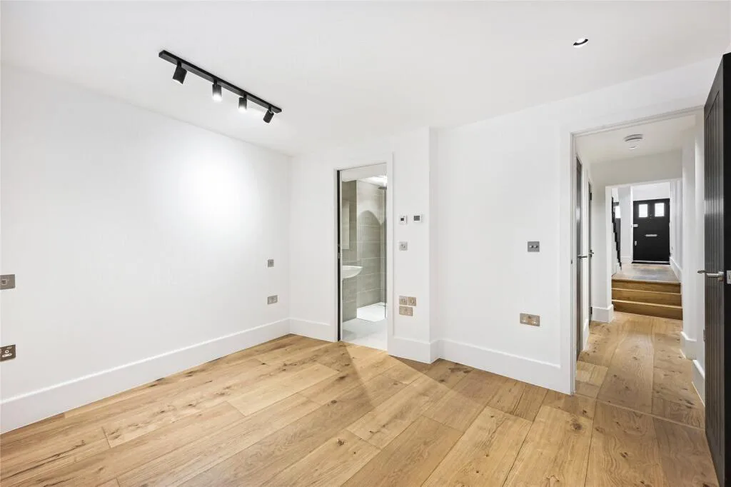 3 bedroom detached house for rent