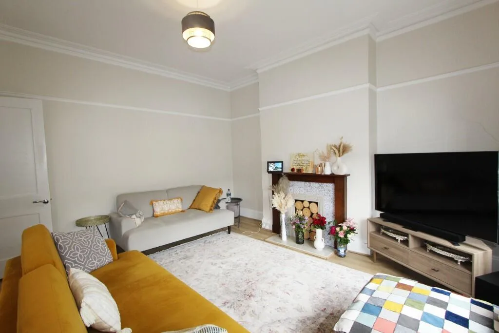 3 bedroom apartment for rent