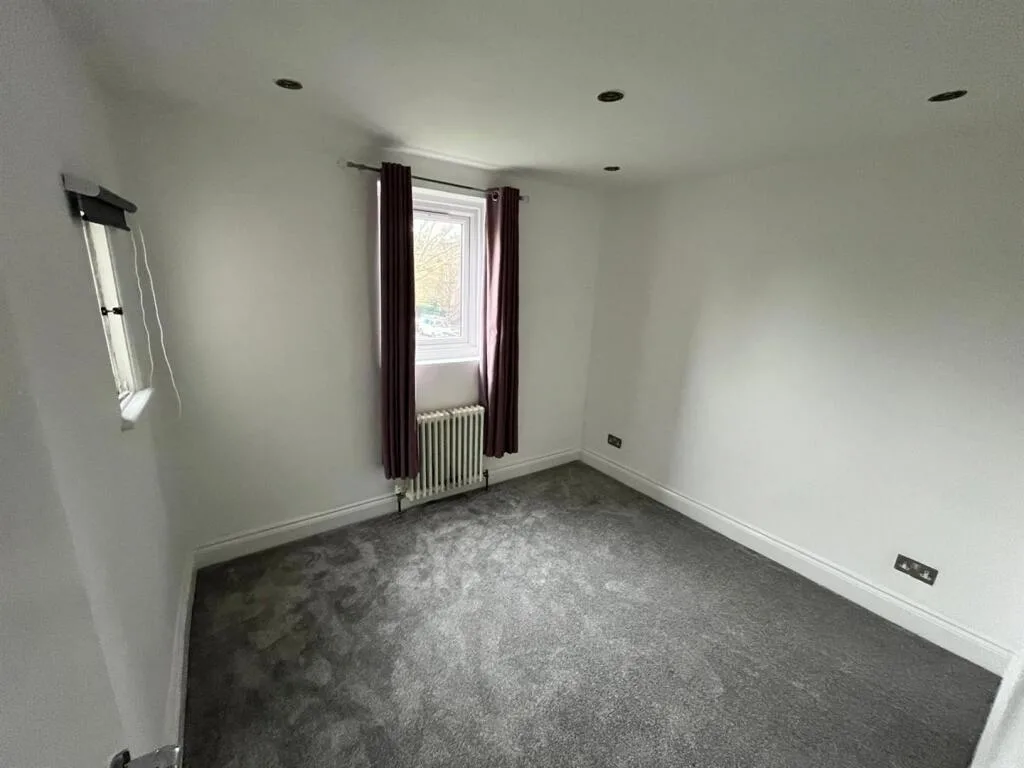 2 bedroom house for rent
