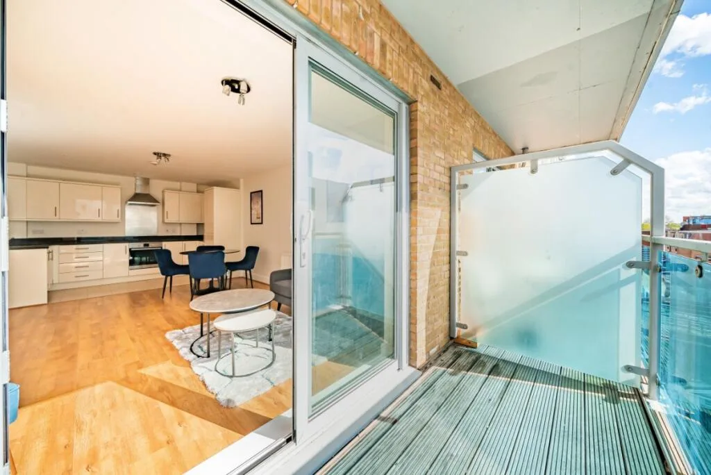 2 bedroom flat for rent