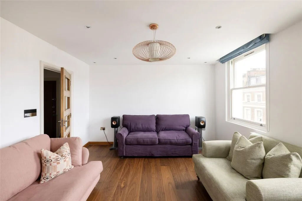 2 bedroom penthouse for rent
