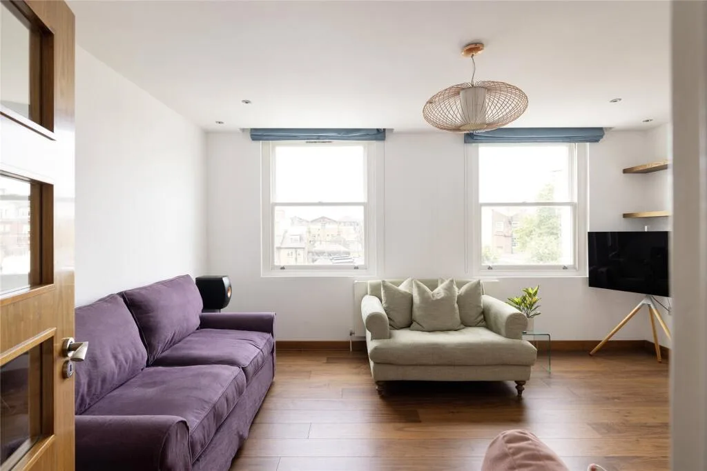 2 bedroom penthouse for rent