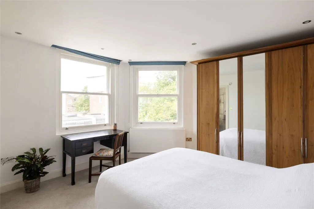 2 bedroom penthouse for rent