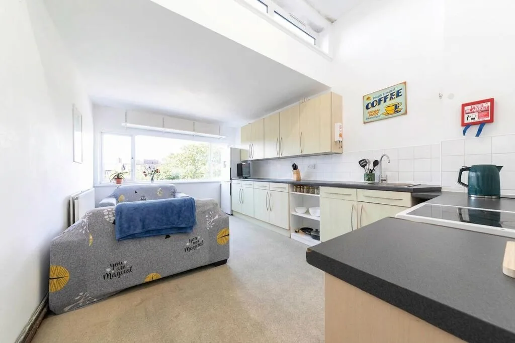 3 bedroom flat for rent