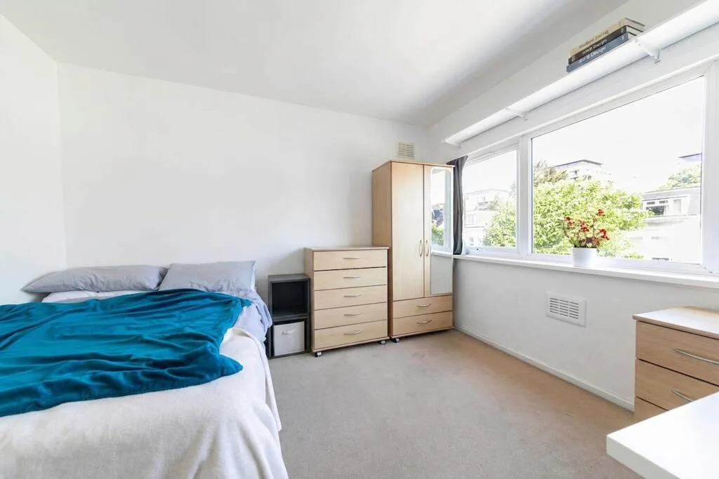 3 bedroom flat for rent