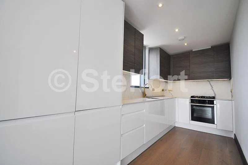 2 bedroom penthouse for rent
