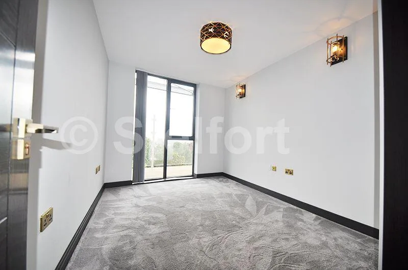 2 bedroom penthouse for rent