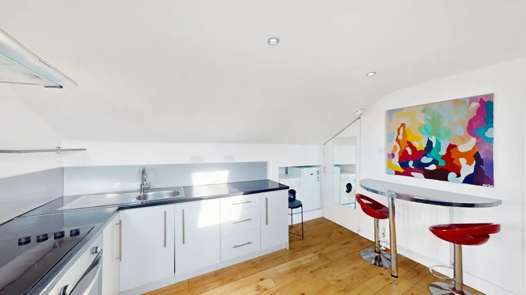 Studio flat for rent