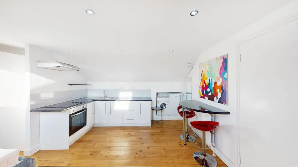 Studio flat for rent