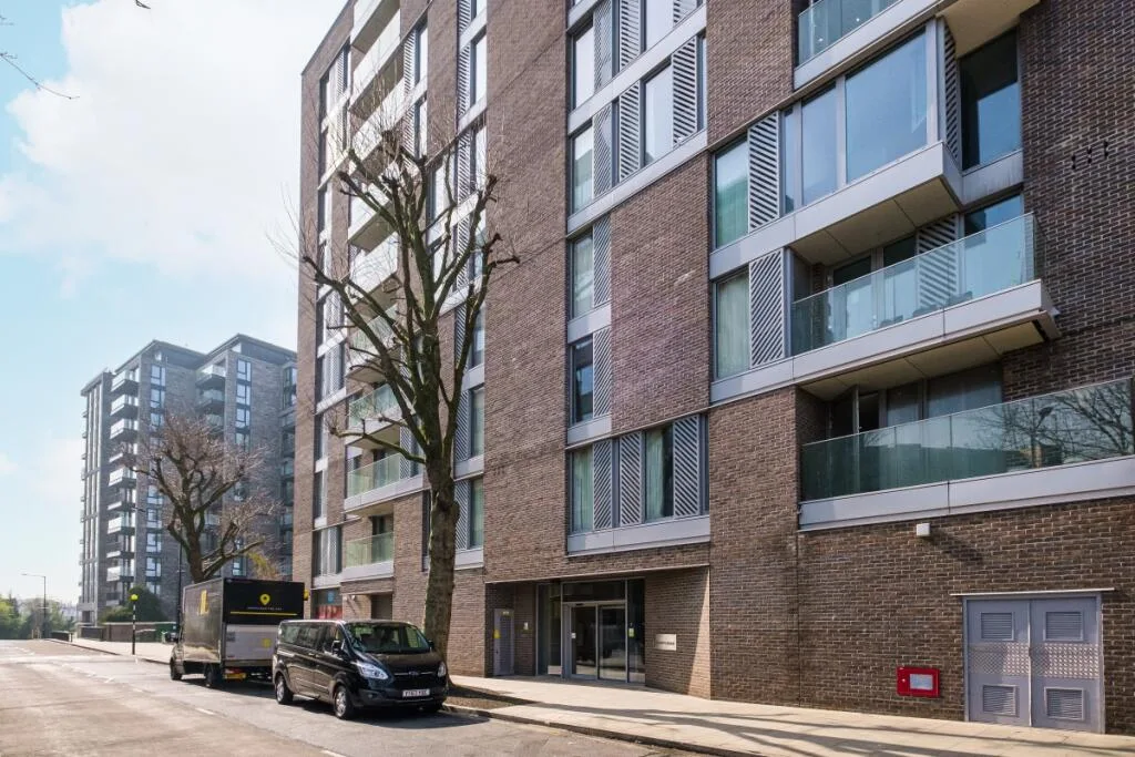 3 bedroom apartment for rent