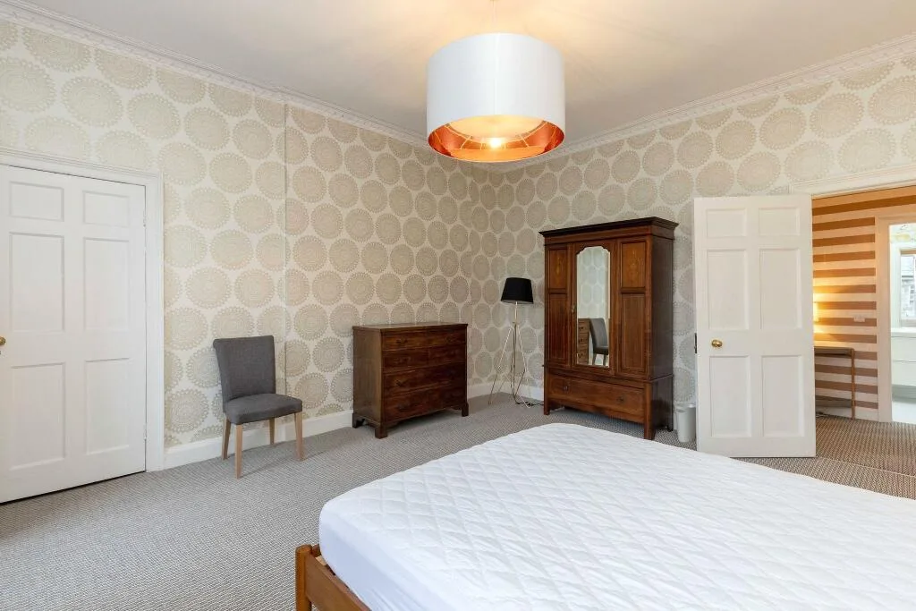 4 bedroom apartment for rent
