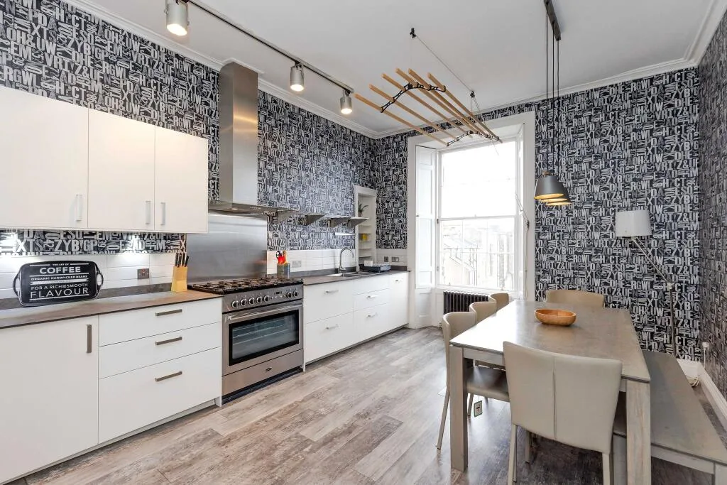 4 bedroom apartment for rent
