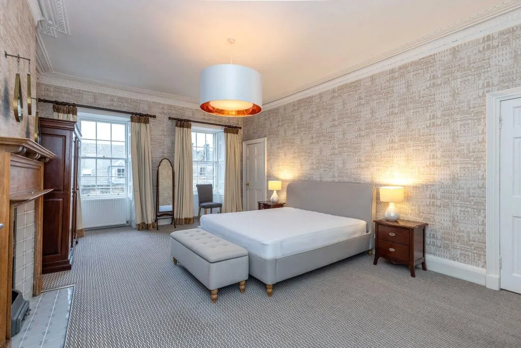 4 bedroom apartment for rent