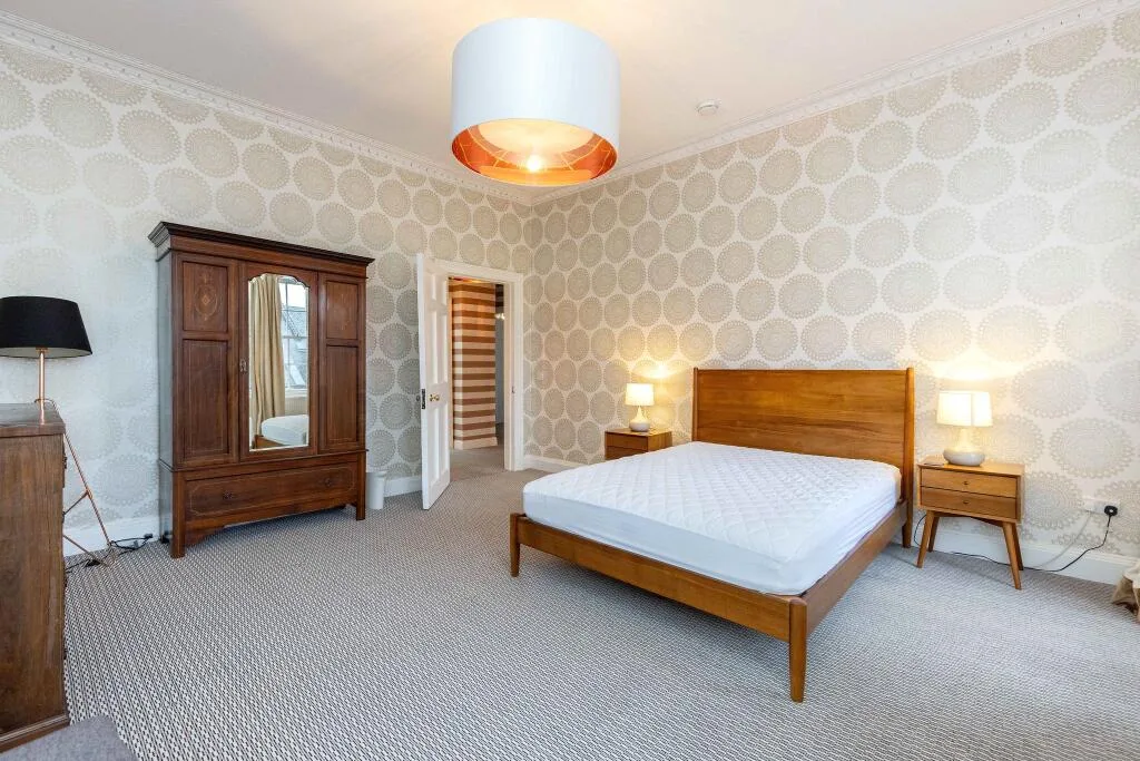 4 bedroom apartment for rent