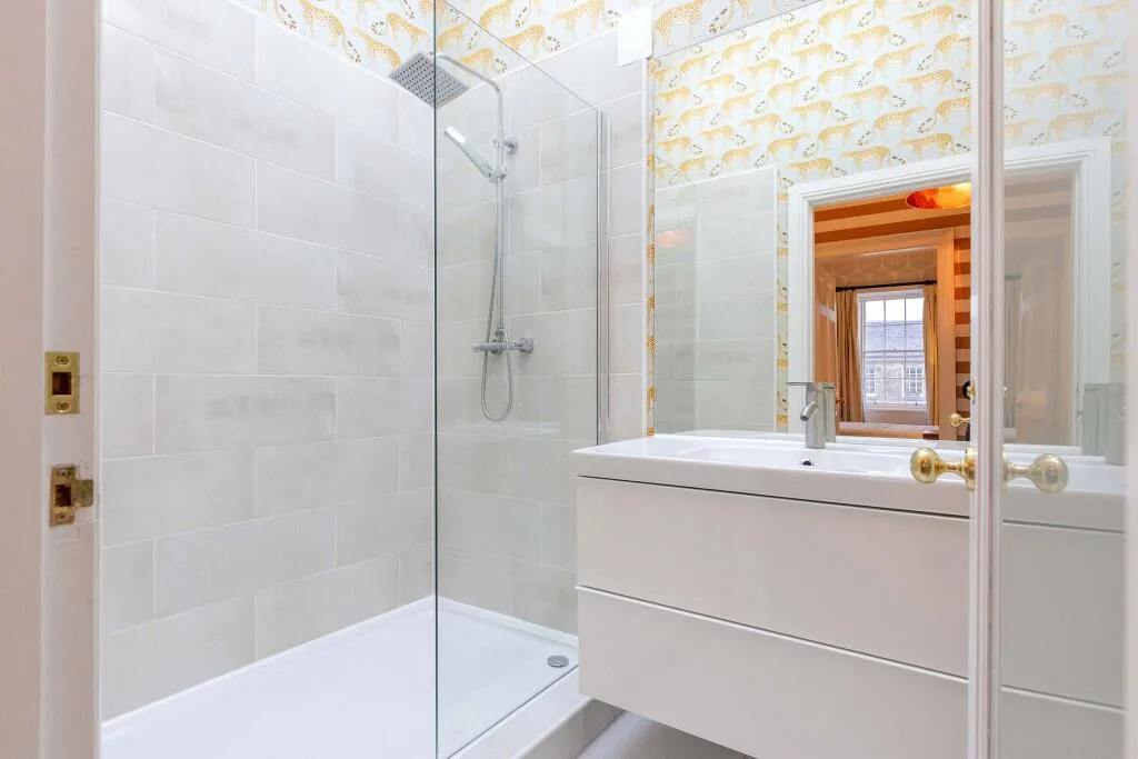4 bedroom apartment for rent
