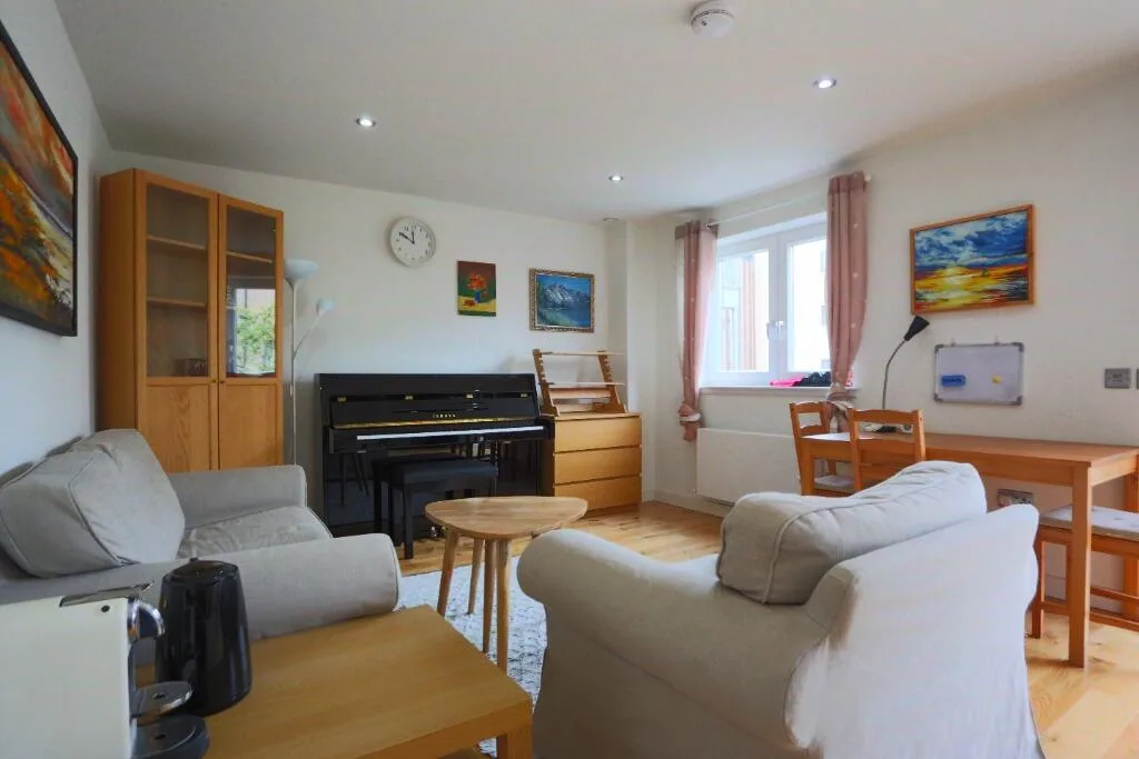 2 bedroom maisonette for rent