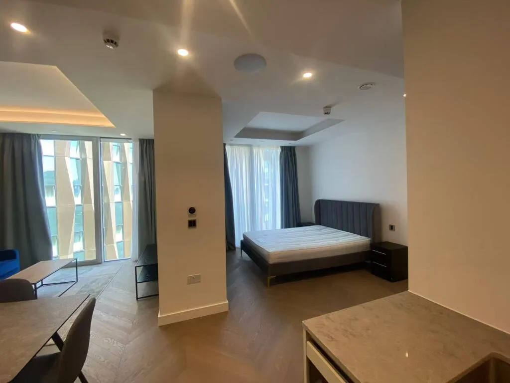 Studio flat for rent