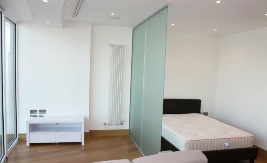 Studio flat for rent
