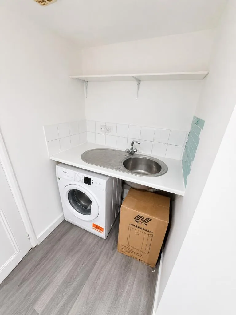 Studio flat for rent