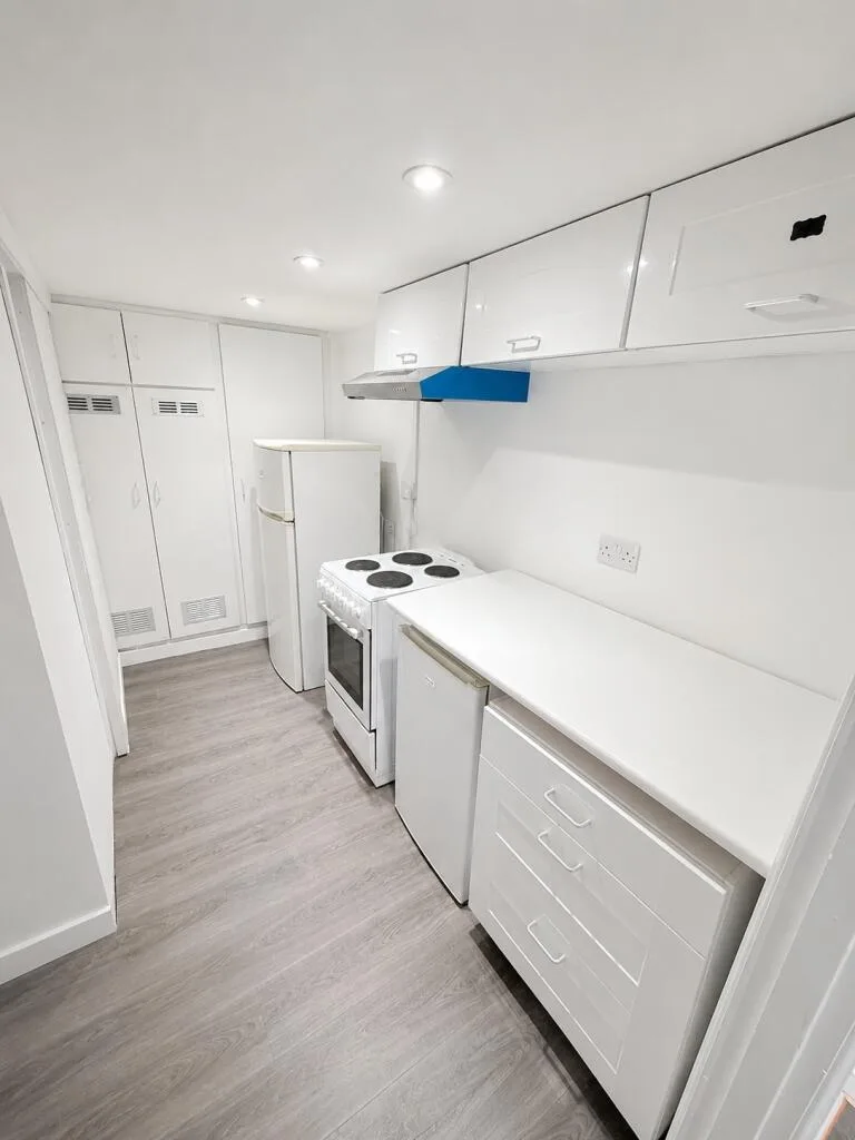 Studio flat for rent