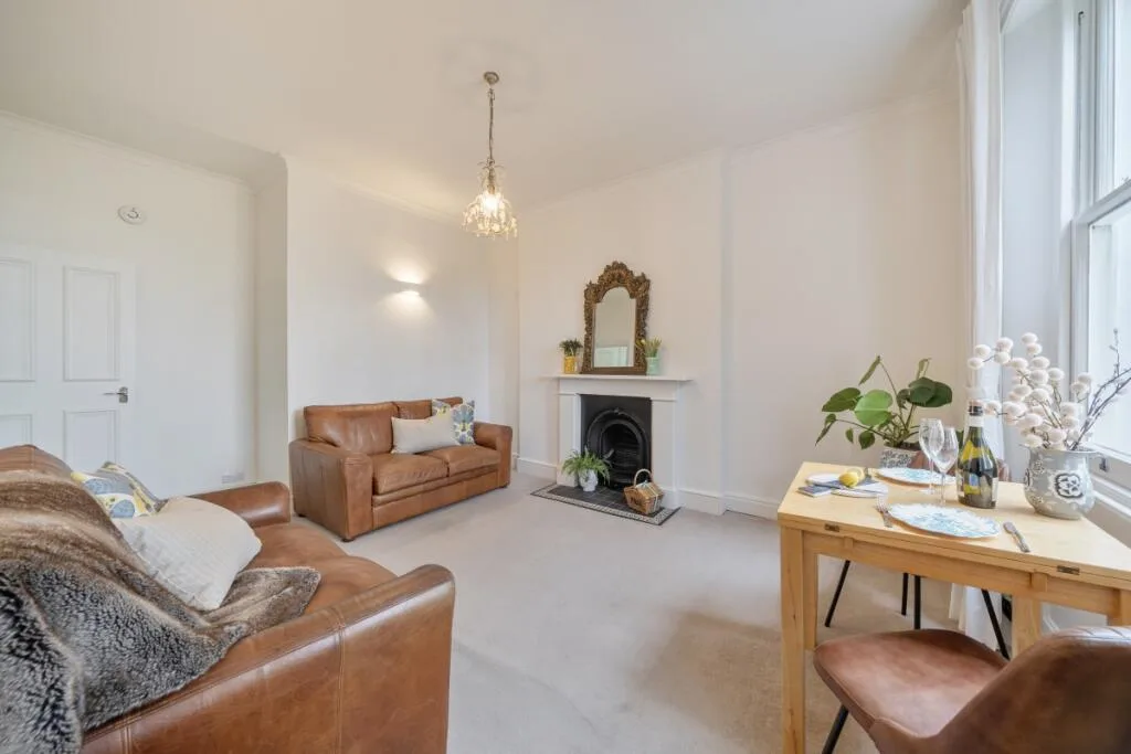 2 bedroom flat for rent