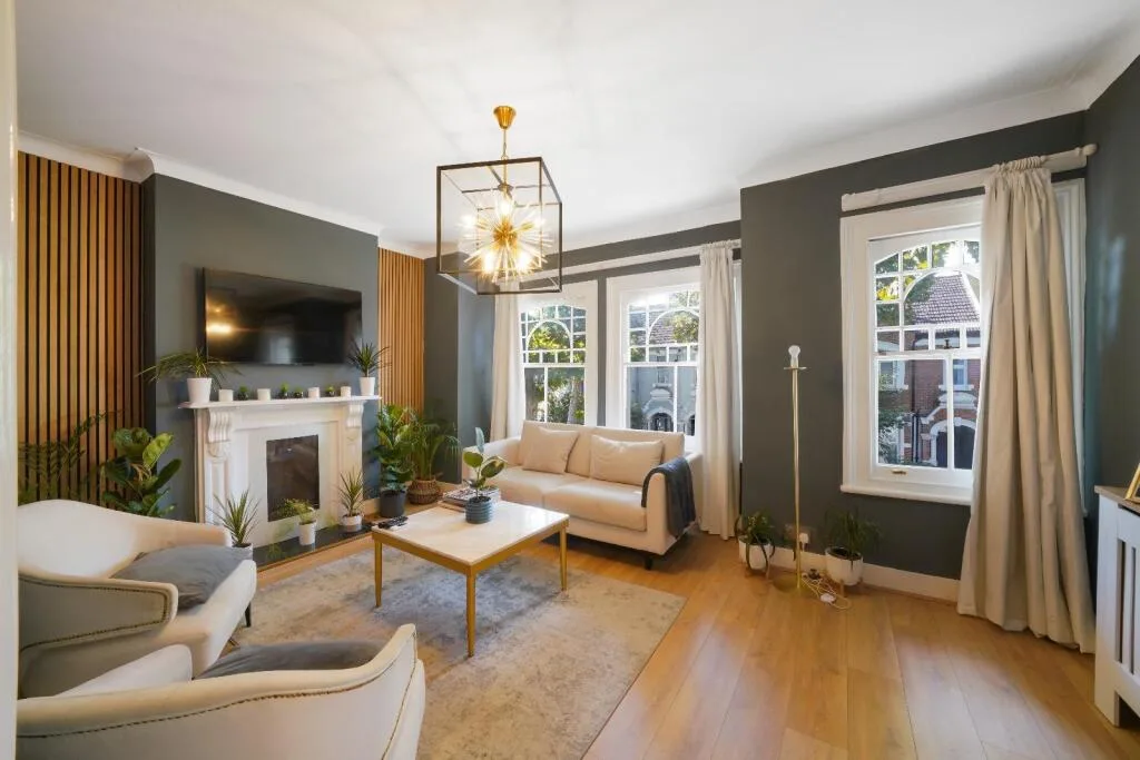 3 bedroom flat for rent