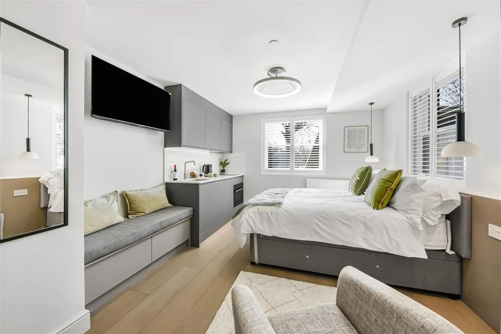 Studio flat for rent
